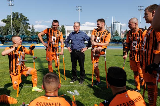 Prime Minister Keir Starmer visits Ukraine 16 07 2026. Ukraine. Prime Minister Keir Starmer meets meets members of a military war veteran s amputee football team in Kyiv., Credit:Simon Dawson No 10 Downing Street B66 Avalon Ukraine, Kyiv  Copyright: xSimonxDawsonx xNox10xDowningxStreetx xB66x xAvalonx 1116894208