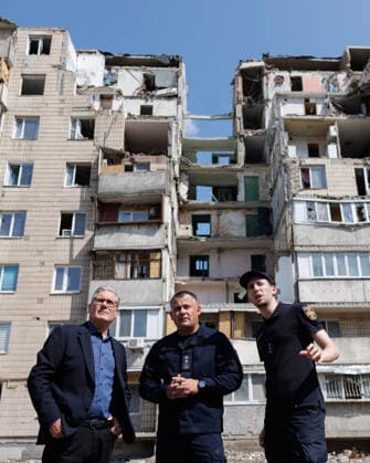 Prime Minister Keir Starmer visits Ukraine 16 07 2026. Ukraine. Prime Minister Keir Starmer meets emergency workers and residents in the Podilskyi area of Kyiv which was hit by Russian missile strikes in which 8 people were killed.in Kyiv., Credit:Simon Dawson No 10 Downing Street B66 Avalon Ukraine, Kyiv  Copyright: xSimonxDawsonx xNox10xDowningxStreetx xB66x xAvalonx 1116894174