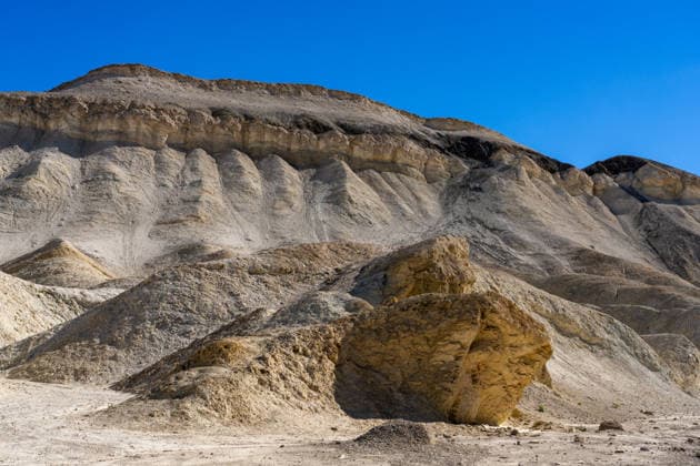 Creative Highlights World Eroded badlands in 20-Mule Team Canyon, Death Valley National Park, California. Death Valley National Park 20-Mule Team Canyon California United States Copyright: xJonxG.xFullerx xVWPicsx 2299-JGF-Death-Valley-NP-US-CA