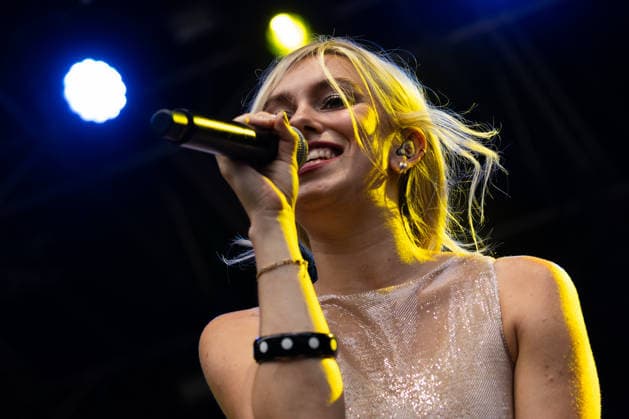 16.07.2026, Bellinzona, Parco Urbano, Nevermind Music Fest 2026: Eileen Alister, Eileen Alister (lead vocals) Bellinzona Parco Urbano Ticino Switzerland *** July 16, 2026, Bellinzona, Parco Urbano, Nevermind Music Fest 2026 Eileen Alister, Eileen Alister on lead vocals, Bellinzona, Parco Urbano, Ticino, Switzerland Copyright: xJustPictures.ch FrancescoxMinghettix jp-en-FrMi-_NG_0218