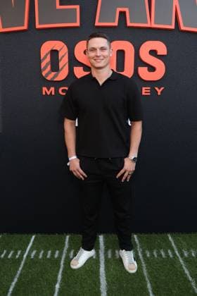 Los Angeles CA July 16: Shelton Eppler at The We Are Osos Premiere on July 16, 2026 Credit: USA - ZUMAa123 20260716_zaa_a123_010 Copyright: xAdMediax