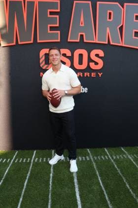 Los Angeles CA July 16:Christian McCaffrey at The We Are Osos Premiere on July 16, 2026 Credit: USA - ZUMAa123 20260716_zaa_a123_023 Copyright: xAdMediax