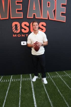 Los Angeles CA July 16:Christian McCaffrey at The We Are Osos Premiere on July 16, 2026 Credit: USA - ZUMAa123 20260716_zaa_a123_037 Copyright: xAdMediax