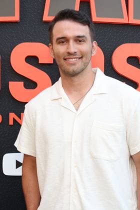 Los Angeles CA July 16: Tommy Auger at The We Are Osos Premiere on July 16, 2026 Credit: USA - ZUMAa123 20260716_zaa_a123_042 Copyright: xAdMediax