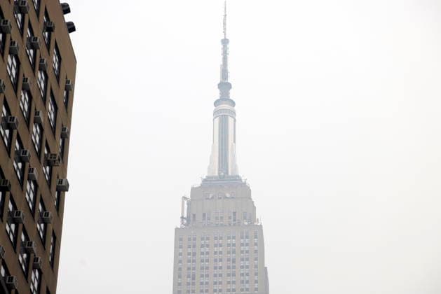 NYC Air Quality Takes A Hit View of Manhattan in New York City, United States, on July 16, 2026: Air quality in New York City reached one of its worst levels in three years, as smoke from wildfires in Canada peaked in the Tri-State Area. The Air Quality Index (AQI) reached levels classified as very unhealthy throughout the city or in some parts of it around 6:00 p.m., with AQI readings exceeding 230. NEW YORK United States  Copyright: xDeccioxSerranox originalFilename: serrano-notitle260716_np6P8.jpg