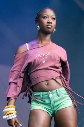 July 16, 2026, London, United Kingdom: Deela performs at Somerset House Summer Series in London. London United Kingdom - ZUMAs197 20260716_aaa_s197_210 Copyright: xLounisxTiarx