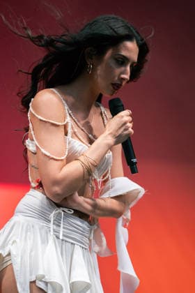 July 16, 2026, London, United Kingdom: Victoria Naika known professionally as NaÃ¯ka performs at Somerset House Summer Series in London. London United Kingdom - ZUMAs197 20260716_aaa_s197_211 Copyright: xLounisxTiarx