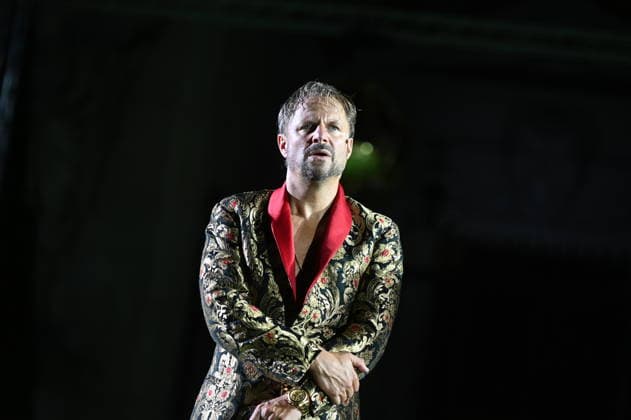 RECORD DATE NOT STATED Philipp Hochmair, Jedermann, Fotoprobe, Salzburger Festspiele, Domplatz, Salzburg, 2026, Manfred Siebinger *** Philipp Hochmair, *Jedermann*, photo rehearsal, Salzburg Festival, Domplatz, Salzburg, 2026, Manfred Siebinger