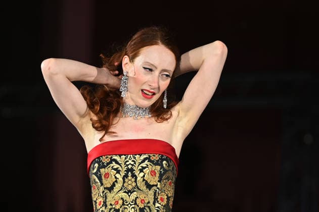 RECORD DATE NOT STATED Roxane Duran, Buhlschaft, Jedermann, Fotoprobe, Salzburger Festspiele, Domplatz, Salzburg, 2026, Manfred Siebinger *** Roxane Duran, Buhlschaft, *Jedermann*, photo rehearsal, Salzburg Festival, Domplatz, Salzburg, 2026, Manfred Siebinger