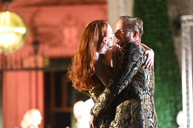 RECORD DATE NOT STATED Roxane Duran, Buhlschaft, Philipp Hochmair, Jedermann, Fotoprobe, Salzburger Festspiele, Domplatz, Salzburg, 2026, Manfred Siebinger *** Roxane Duran as Buhlschaft, Philipp Hochmair as Jedermann, photo rehearsal, Salzburg Festival, Domplatz, Salzburg, 2026, Manfred Siebinger