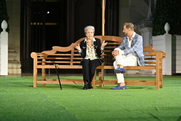 RECORD DATE NOT STATED Philipp Hochmair, Jedermann, Daniela Ziegler, Jedermanns Mutter, Fotoprobe, Salzburger Festspiele, Domplatz, Salzburg, 2026, Manfred Siebinger *** Philipp Hochmair as Jedermann, Daniela Ziegler as Jedermann’s Mother, photo rehearsal, Salzburg Festival, Domplatz, Salzburg, 2026, Manfred Siebinger