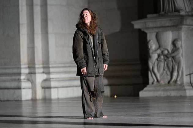 RECORD DATE NOT STATED Meike Droste, Armer Nachbar Werke, Jedermann, Fotoprobe, Salzburger Festspiele, Domplatz, Salzburg, 2026, Manfred Siebinger *** Meike Droste, Armer Nachbar Werke, Jedermann, photo rehearsal, Salzburg Festival, Domplatz, Salzburg, 2026, Manfred Siebinger
