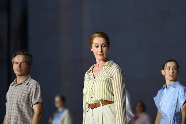 RECORD DATE NOT STATED Kristof van Boven, Mammon, Nicole Beutler, Schuldknechts Weib, Jedermann, Fotoprobe, Salzburger Festspiele, Domplatz, Salzburg, 2026, Manfred Siebinger *** Kristof van Boven, Mammon, Nicole Beutler, The Debtor’s Wife, Everyman, Photo Rehearsal, Salzburg Festival, Domplatz, Salzburg, 2026, Manfred Siebinger