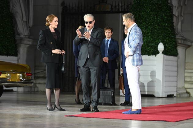 RECORD DATE NOT STATED Nicole Beutler, Schuldknechts Weib, Arthur Klemt, Schuldknecht, Philipp Hochmair, Jedermann, Fotoprobe, Salzburger Festspiele, Domplatz, Salzburg, 2026, Manfred Siebinger *** Nicole Beutler, the Servant s Wife; Arthur Klemt, the Servant; Philipp Hochmair, Everyman; photo rehearsal; Salzburg Festival; Domplatz, Salzburg, 2026; Manfred Siebinger