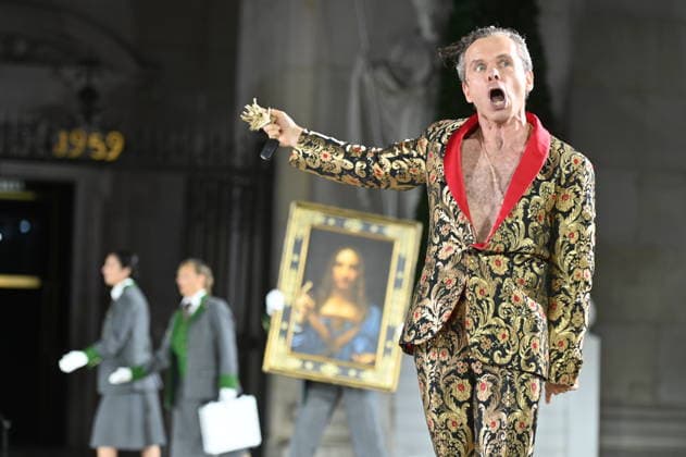RECORD DATE NOT STATED Kristof van Boven, Mammon, Jedermann, Fotoprobe, Salzburger Festspiele, Domplatz, Salzburg, 2026, Manfred Siebinger *** Kristof van Boven, *Mammon*, *Jedermann*, Photo Rehearsal, Salzburg Festival, Domplatz, Salzburg, 2026, Manfred Siebinger