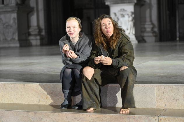 RECORD DATE NOT STATED Juliette Larat, Glaube, Meike Droste, Werke, Nachbar, Jedermann, Fotoprobe, Salzburger Festspiele, Domplatz, Salzburg, 2026, Manfred Siebinger *** Juliette Larat, Faith, Meike Droste, Works, Neighbor, Everyman, Photo Rehearsal, Salzburg Festival, Cathedral Square, Salzburg, 2026, Manfred Siebinger