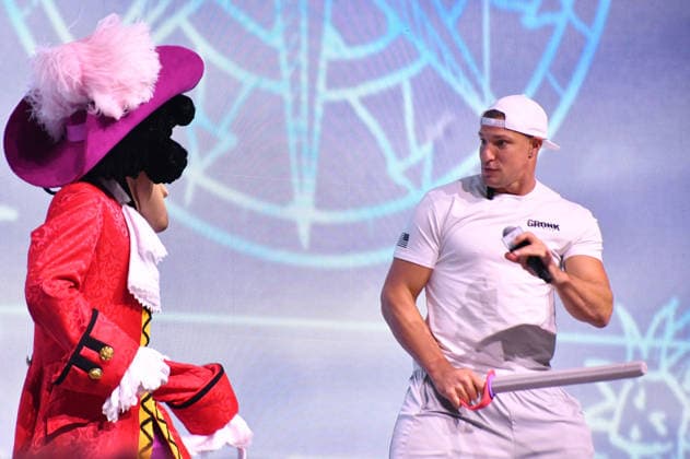 NEW YORK, NY - JULY 16: Captain Hook and Rob Gronkowski at Disney Fan Draft at Center Stage during day 1 of Fanatics Fest NYC on July 16, 2026 at Javits Center in New York City. Credit: AdMedia New York City USA - ZUMAa123 20260716_zaa_a123_210 Copyright: xJohnxFyckex