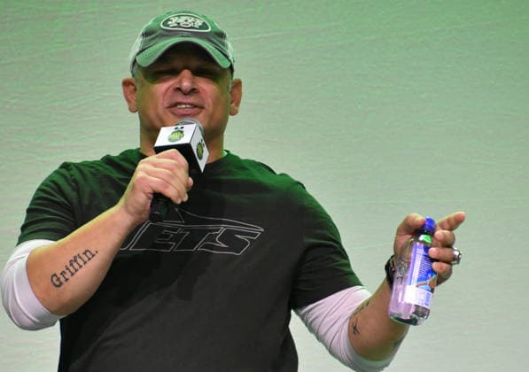 NEW YORK, NY - JULY 16: Wayne Chrebet at Disney Fan Draft at Center Stage during day 1 of Fanatics Fest NYC on July 16, 2026 at Javits Center in New York City. Credit: AdMedia New York City USA - ZUMAa123 20260716_zaa_a123_228 Copyright: xJohnxFyckex