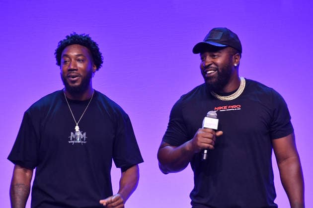 NEW YORK, NY - JULY 16: Mario Manningham and Hakeem Nicks at Disney Fan Draft at Center Stage during day 1 of Fanatics Fest NYC on July 16, 2026 at Javits Center in New York City. Credit: AdMedia New York City USA - ZUMAa123 20260716_zaa_a123_236 Copyright: xJohnxFyckex
