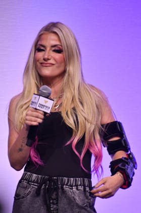 NEW YORK, NY - JULY 16: Alexa Bliss at Disney Fan Draft at Center Stage during day 1 of Fanatics Fest NYC on July 16, 2026 at Javits Center in New York City. Credit: AdMedia New York City USA - ZUMAa123 20260716_zaa_a123_241 Copyright: xJohnxFyckex