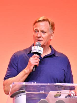 NEW YORK, NY - JULY 16: Roger Goodell at Disney Fan Draft at Center Stage during day 1 of Fanatics Fest NYC on July 16, 2026 at Javits Center in New York City. Credit: AdMedia New York City USA - ZUMAa123 20260716_zaa_a123_252 Copyright: xJohnxFyckex
