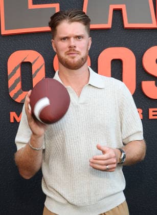 Los Angeles CA July 16: Sam Darnold. at We Are Osos Premiere held at The Pacific Design Center in Los Angeles, CA. on July 16, 2026 Credit: AdMedia Los Angeles USA - ZUMAa123 20260716_zaa_a123_312 Copyright: xADx