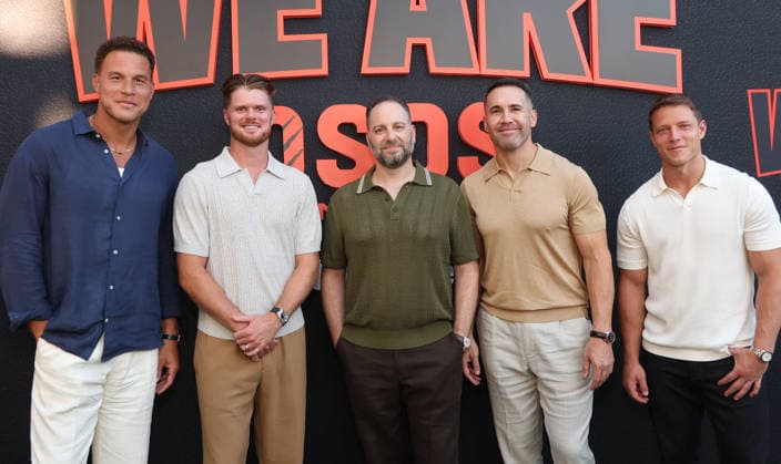 Entertainment Themen der Woche KW29 Los Angeles CA July 16: Blake Griffin, Sam Darnold, Jason Sterman, Ryan Kalil, Christian McCaffrey. at We Are Osos Premiere held at The Pacific Design Center in Los Angeles, CA. on July 16, 2026 Credit: AdMedia Los Angeles USA - ZUMAa123 20260716_zaa_a123_333 Copyright: xADx