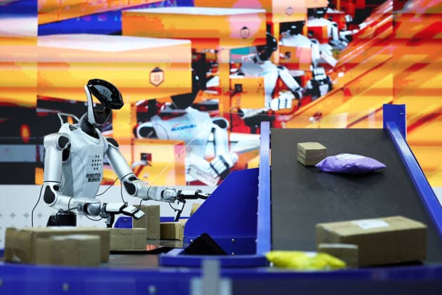 SHANGHAI, CHINA - JULY 17: A humanoid robot sorts parcels during the 2026 World AI Conference and High-Level Meeting on Global AI Governance on July 17, 2026 in Shanghai, China. Themed AI Partnership for a Brighter Future, the event will include more than 140 forums, bringing together 1,400 guests from home and abroad.  Copyright: xChinaxNewsxServicex 111654825177