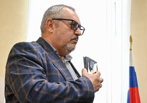 Russia Politician Nadezhdin Arrest 9206750 17.07.2026 Russian politician Boris Nadezhdin, who is charged with displaying extremist symbols, an administrative offence punishable by a fine or up to 15 days in jail and one that could bar him from running in September s parliamentary elections, attends a hearing at the City Court of Dolgoprudny in Moscow Region, Russia. The charges stem from a 2023 online interview, in which he displayed a picture of opposition leader Alexei Navalny. Nadezhdin, known for opposing Russia s military operation in Ukraine, was detained earlier on July 13, days after being designated a foreign agent by authorities. Sergey Bobylev Sputnik Dolgoprudnyi Moscow region Russia  Copyright: xSergeyxBobylevx