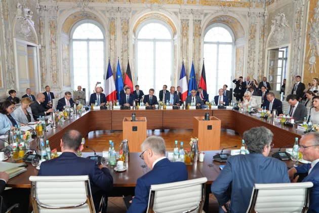 26. Deutsch-Franzoesischer Ministerrat in Bruehl Auftaktfotos der Plenarsitzung mit Teilnehmenden Ministerinnen und Minister aus Deutschland und Frankreich zu Beginn des Deutsch-Franzoesichen Ministerrat 2026 im Gardensaal des Schloss Augustusburg, Bruehl, 17.07.2026 Bruehl NRW Deutschland *** 26th Franco-German Ministerial Council in Brühl: Opening photos of the plenary session featuring participating ministers from Germany and France at the start of the 2026 Franco-German Ministerial Council in the Garden Hall of Augustusburg Palace, Brühl, North Rhine-Westphalia, Germany, July 17, 2026
