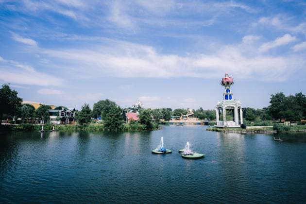 the first day of the Tomorrowland electronic music festival, Friday 17 July 2026, in Boom. The first weekend of the 20th edition of the festival takes place at the De Schorre terrain in Boom, from 17 to 19 July.  EMILExWINDAL 181325532