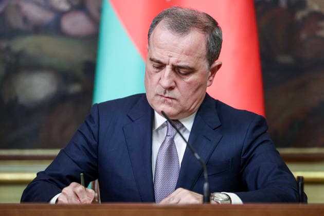 RUSSIA, MOSCOW - JULY 17, 2026: Azerbaijan s Minister of Foreign Affairs Jeyhun Bayramov during a signing ceremony after talks with Russia s Minister of Foreign Affairs Lavrov at the Reception House of the Russian Ministry of Foreign Affairs. Sergei Bulkin TASS  95137361
