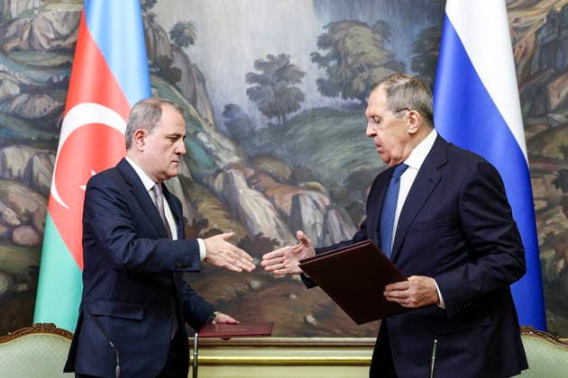 RUSSIA, MOSCOW - JULY 17, 2026: Azerbaijan s Minister of Foreign Affairs Jeyhun Bayramov (L) and Russia s Minister of Foreign Affairs Sergei Lavrov during a signing ceremony after talks at the Reception House of the Russian Ministry of Foreign Affairs Moscow Russia  - ZUMAt113 20260717_zaa_t113_199 Copyright: xSergeixBulkinx