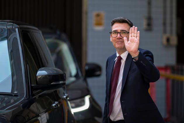July 17, 2026, London, London, UK: LONDON, UK. Andy Burnham, MP for Makerfield, departs Congress House, headquarters of the Trades Union Congress (TUC), after attending a special conference where he was confirmed as Leader of the Labour Party. Mr Burnham will replace Sir Keir Starmer as Prime Minister on 20 July. London UK  - ZUMAl94_ 20260717_zaf_l94_041 Copyright: xStephenxChungx