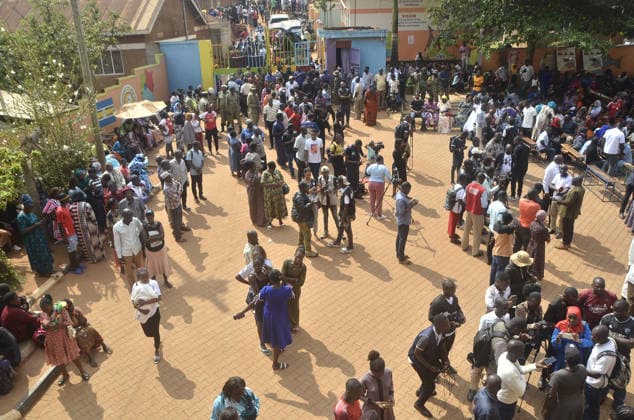 School bus overturns, kills 20 children and principal in Uganda KAPCHORWA, UGANDA - JULY 17: Ugandan parents gather in the schoolyard to seek information about their children after a school bus overturned, killing 20 students and the school principal in Uganda s eastern Kapchorwa District on July 17, 2026. Nicholas Kajoba Anadolu Kapchorwa Uganda. Editorial use only. Please get in touch for any other usage.  Copyright: x2026xAnadoluxNicholasxKajobax