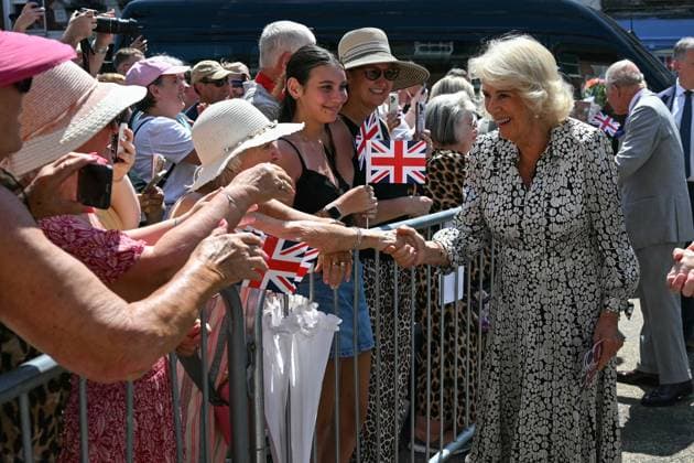 Charles and Camilla visit Blandford Forum Britain s Queen Camilla (front R) and Britain s King Charles III (back R) greet well-wishers as they pay a visit to the Town Hall and recently renovated historic Corn Exchange, built in 1734, in Blandford Forum, Dorset, south-west England on July 16, 2026., Credit:JUSTIN TALLIS PA ROTA - B68 Avalon United Kingdom, Dorset, Blandford Forum  Copyright: xJUSTINxTALLISx xPAxROTAx-xB68x xAvalonx 1117025636