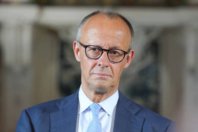 Pressekonferenz nach dem 26. Deutsch-Franzoesischer Ministerrat Bundeskanzler Friedrich Merz im Portrait bei der Pressekonferenz nach dem Deutsch-Franzoesischen Ministerrat , Bruehl, 17.07.2026 Bruehl NRW Deutschland *** Press Conference Following the 26th German-French Ministerial Council: A Portrait of Chancellor Friedrich Merz at the Press Conference Following the German-French Ministerial Council, Brühl, July 17, 2026, Brühl, North Rhine-Westphalia, Germany