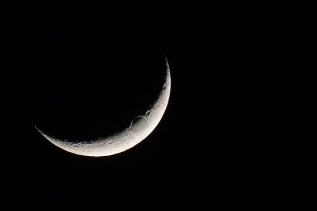 July 17, 2026, Aceh Besar, Aceh, Indonesia: A crescent moon shines adjacent to Venus in the sky over Meunasah Moncut, Lhoknga, Aceh Besar Regency, Aceh Province, Indonesia, on Friday, July 17, 2026. In astronomy, a conjunction occurs when two celestial bodies appear close to each other from Earth s perspective. Aceh Besar Indonesia - ZUMAs340 20260717_zip_s340_012 Copyright: xKhairuxSyukrillahx