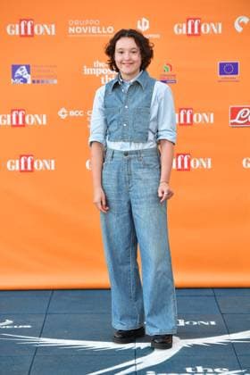 IPA86760033 - Giffoni Vallepiana Giffoni Festival: Photocall for the film Sunny Dancer. Pictured: Bella Ramsey  Copyright: xVincenzoxLandix xVincenzoxLandix 86760033
