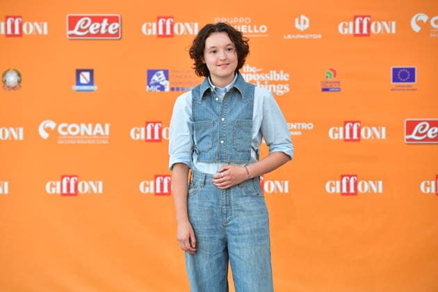 IPA86760053 - Giffoni Vallepiana Giffoni Festival Photocall for the film Sunny Dancer. Pictured: Bella Ramsey  Copyright: xVincenzoxLandix xVincenzoxLandix 86760053