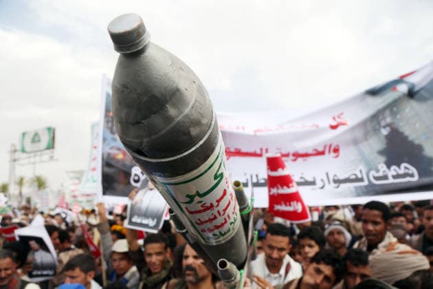 Houthis protest in Sanaa in support of al-Houthi s statements SANAA, YEMEN - JULY 17: Houthis gather at Sabeen Square to hold a demonstration in support of Houthi leader in Yemen Abdul Malik al-Houthi s statements in Sanaa, Yemen on July 17, 2026. Mohammed Hamoud Anadolu Sanaa Yemen. Editorial use only. Please get in touch for any other usage.  Copyright: x2026xAnadoluxMohammedxHamoudx