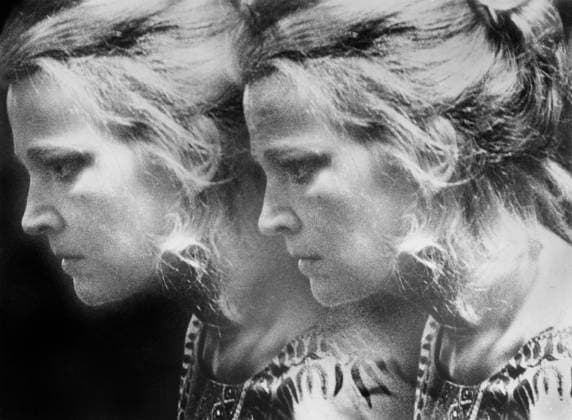 Gena Rowlands, Double Head and Shoulders Portrait for the Film, A Woman Under the Influence , Cine-Source, 1974  Copyright: xABxArchivesx jtv013869