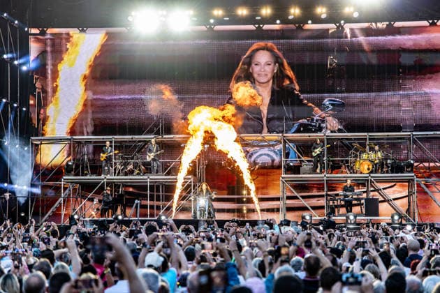 Aspach Schlagersaengerin Andrea Berg beim 21. Heimspiel Open-Air am 17.07.2026 in Aspach Schlagersaengerin Andrea Berg beim 21. Heimspiel Open-Air am 17.07.2026 in Aspach *** Aspach Schlager singer Andrea Berg at the 21st Heimspiel Open Air on July 17, 2026, in Aspach Schlager singer Andrea Berg at the 21st Heimspiel Open Air on July 17, 2026, in Aspach Copyright: xEibner-Pressefoto GerhardxWingenx EP_GWR