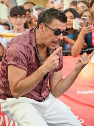 July 17, 2026, Giffoni Valle Piana, Italy: Francesco Gabbani on the Blue Carpet during the Giffoni Film Festival 2026. Giffoni Valle Piana Italy  - ZUMAs197 20260717_aaa_s197_111 Copyright: xAntoninoxD Espositox