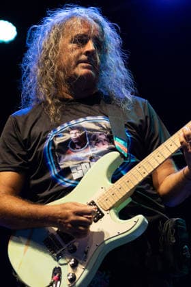 17.07.2026, Bellinzona, Parco Urbano, Nevermind Music Fest 2026: Modena City Ramblers, Francesco Fry Moneti (guitars, fiddle, banjo, mandolin, backing vocals) Bellinzona Parco Urbano Ticino Switzerland *** July 17, 2026, Bellinzona, Parco Urbano, Nevermind Music Fest 2026 Modena City Ramblers, Francesco Fry Moneti—guitars, fiddle, banjo, mandolin, backing vocals—Bellinzona, Parco Urbano, Ticino, Switzerland Copyright: xJustPictures.ch FrancescoxMinghettix jp-en-FrMi-_NG_0455