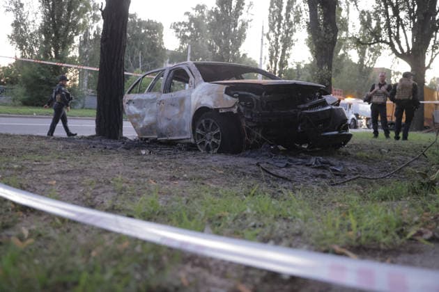 July 17, 2026, Kharkiv, Kharkiv Oblast, Ukraine: A sedan lies destroyed after being struck by a russian Banderol missile in Shevchenkivskyi District. The vehicle sustained catastrophic damage to its front end and cabin. One 40-year-old man was killed inside the vehicle; seven others were wounded and hospitalized in the strike that also damaged an educational facility and several administrative and commercial buildings. Kharkiv Ukraine  - ZUMAt164 20260717_zip_t164_014 Copyright: xYevhenxTitovx