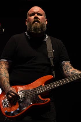 17.07.2026, Bellinzona, Parco Urbano, Nevermind Music Fest 2026: The Rumjacks, Johnny McKelvey (bass & backing vocals) Bellinzona Parco Urbano Ticino Switzerland *** July 17, 2026, Bellinzona, Parco Urbano, Nevermind Music Fest 2026: The Rumjacks, Johnny McKelvey (bass, backing vocals), Bellinzona, Parco Urbano, Ticino, Switzerland Copyright: xJustPictures.ch FrancescoxMinghettix jp-en-FrMi-_NG_0489
