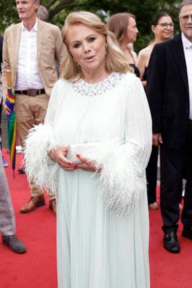 Marijke Amado bei der Eröffnung der Nibelungen-Festspiele 2026 mit der Uraufführung des Stücks Die Hunnenkönigin auf der Open-Air-Bühne vor dem Wormser Dom. Worms, 17.07.2026 *** Marijke Amado at the opening of the 2026 Nibelungen Festival, featuring the world premiere of the play *The Queen of the Huns* on the open-air stage in front of Worms Cathedral, Worms, July 17, 2026 Foto:xP.xBackx xFuturexImagex nibelungen_6721