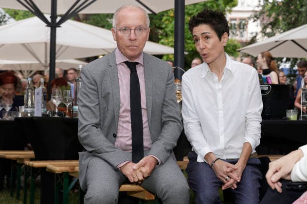 Karl-Rudolf Korte und Dunja Hayali bei der Eröffnung der Nibelungen-Festspiele 2026 mit der Uraufführung des Stücks Die Hunnenkönigin auf der Open-Air-Bühne vor dem Wormser Dom. Worms, 17.07.2026 *** Karl Rudolf Korte and Dunja Hayali at the opening of the 2026 Nibelungen Festival, featuring the world premiere of the play *The Hun Queen* on the open-air stage in front of Worms Cathedral, Worms, July 17, 2026 Foto:xP.xBackx xFuturexImagex nibelungen_6758