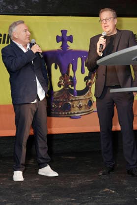 Nico Hofmann und Thomas Laue bei der Eröffnung der Nibelungen-Festspiele 2026 mit der Uraufführung des Stücks Die Hunnenkönigin auf der Open-Air-Bühne vor dem Wormser Dom. Worms, 17.07.2026 *** Nico Hofmann and Thomas Laue at the opening of the 2026 Nibelungen Festival, featuring the world premiere of the play *The Queen of the Huns* on the open-air stage in front of Worms Cathedral, Worms, July 17, 2026 Foto:xP.xBackx xFuturexImagex nibelungen_6762